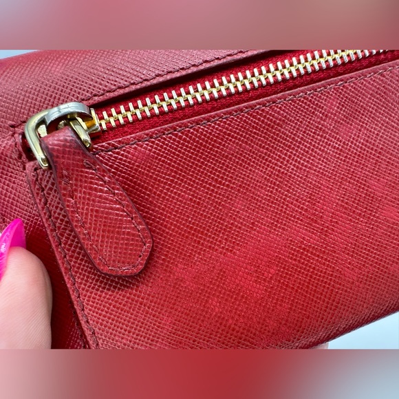 AUTHENTIC PRADA FIERY RED LARGE SAFFIANO LEATHER WALLET - Picture 10 of 16